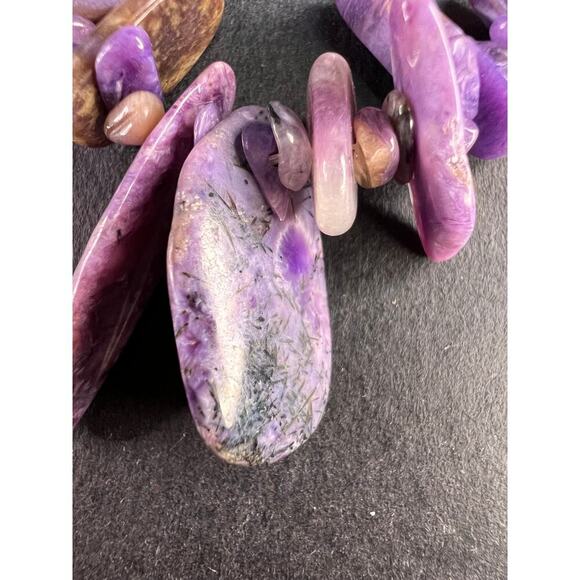 NEW charoite graduated chip beaded 20 inch necklace with stainless steel clasp - Picture 7 of 16